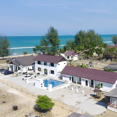 Kamalia Villas Kampung Penarik Buitenkant foto