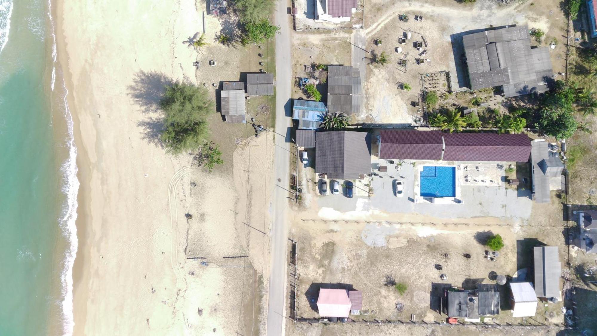 Kamalia Villas Kampung Penarik Buitenkant foto