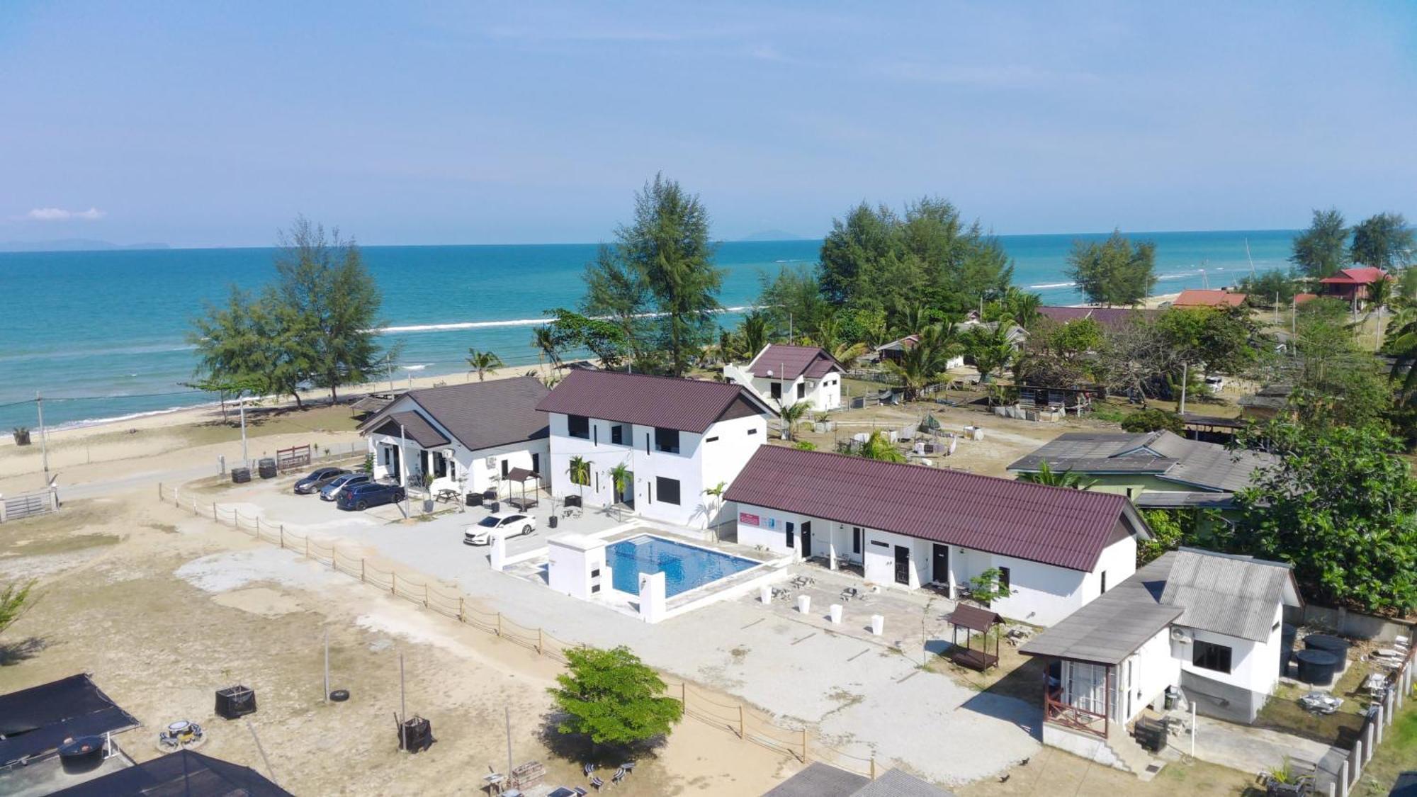 Kamalia Villas Kampung Penarik Buitenkant foto
